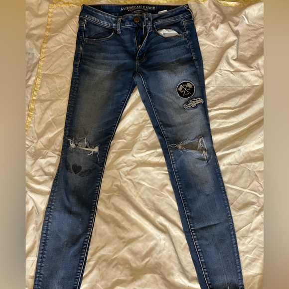 American eagle skinny jeans. Super stretchy, super comfortable - Picture 2 of 2